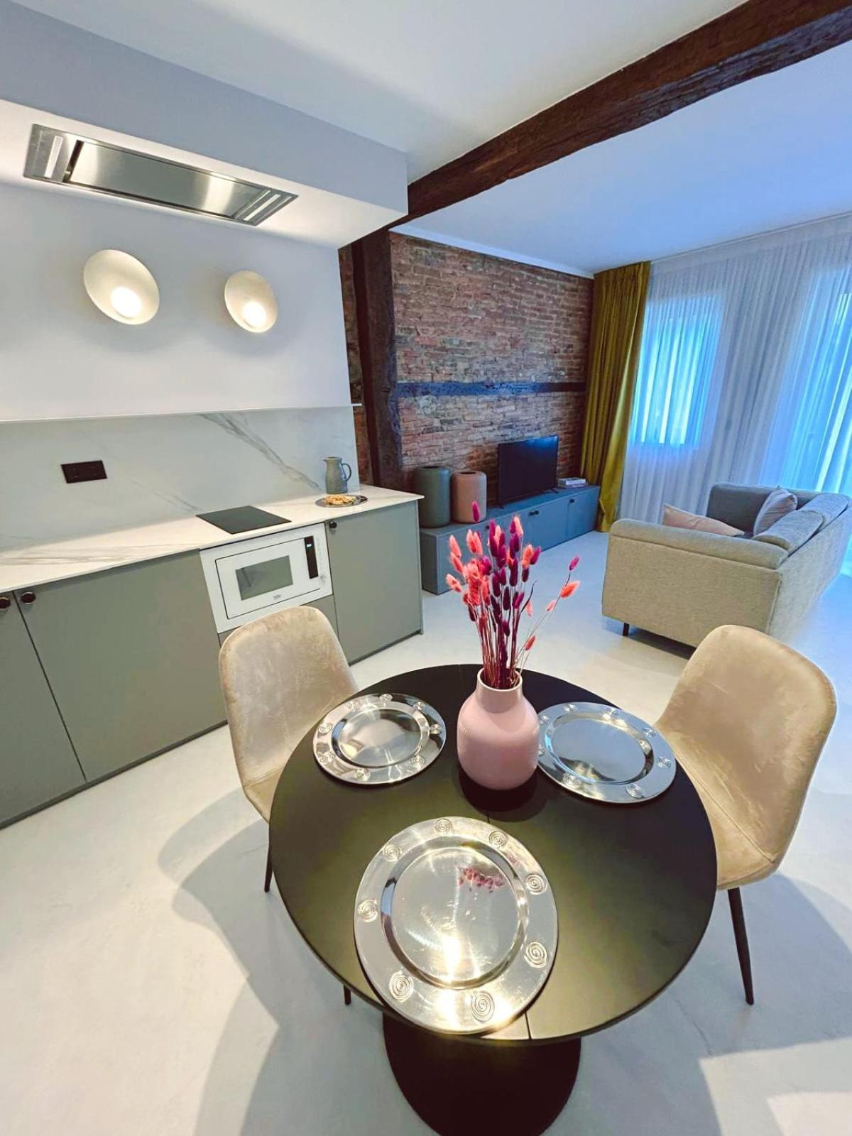 Lemon Suites Santander Ruang foto
