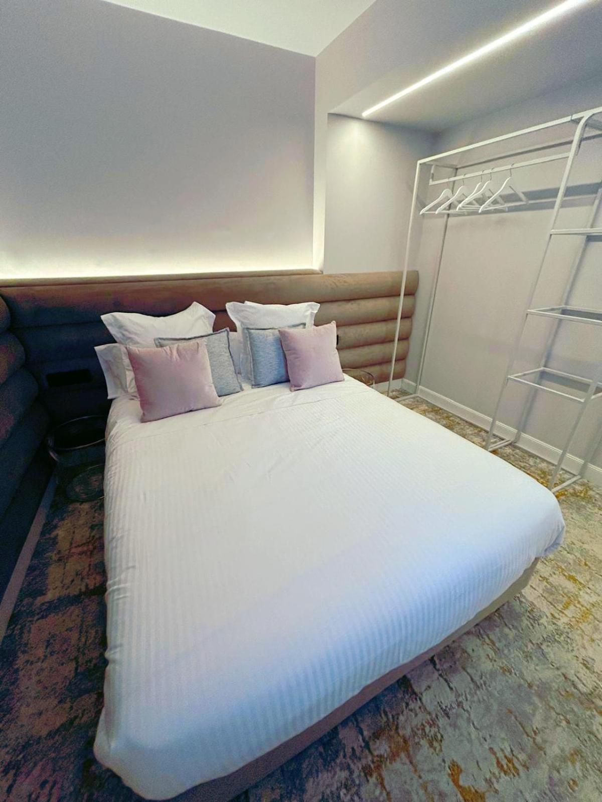 Lemon Suites Santander Bagian luar foto